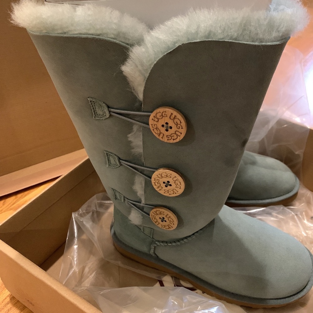 UGG Bailey Button Triplet II Boots